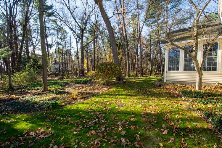 10560 Red Pine Dr, Granger, IN 46530 photo 34