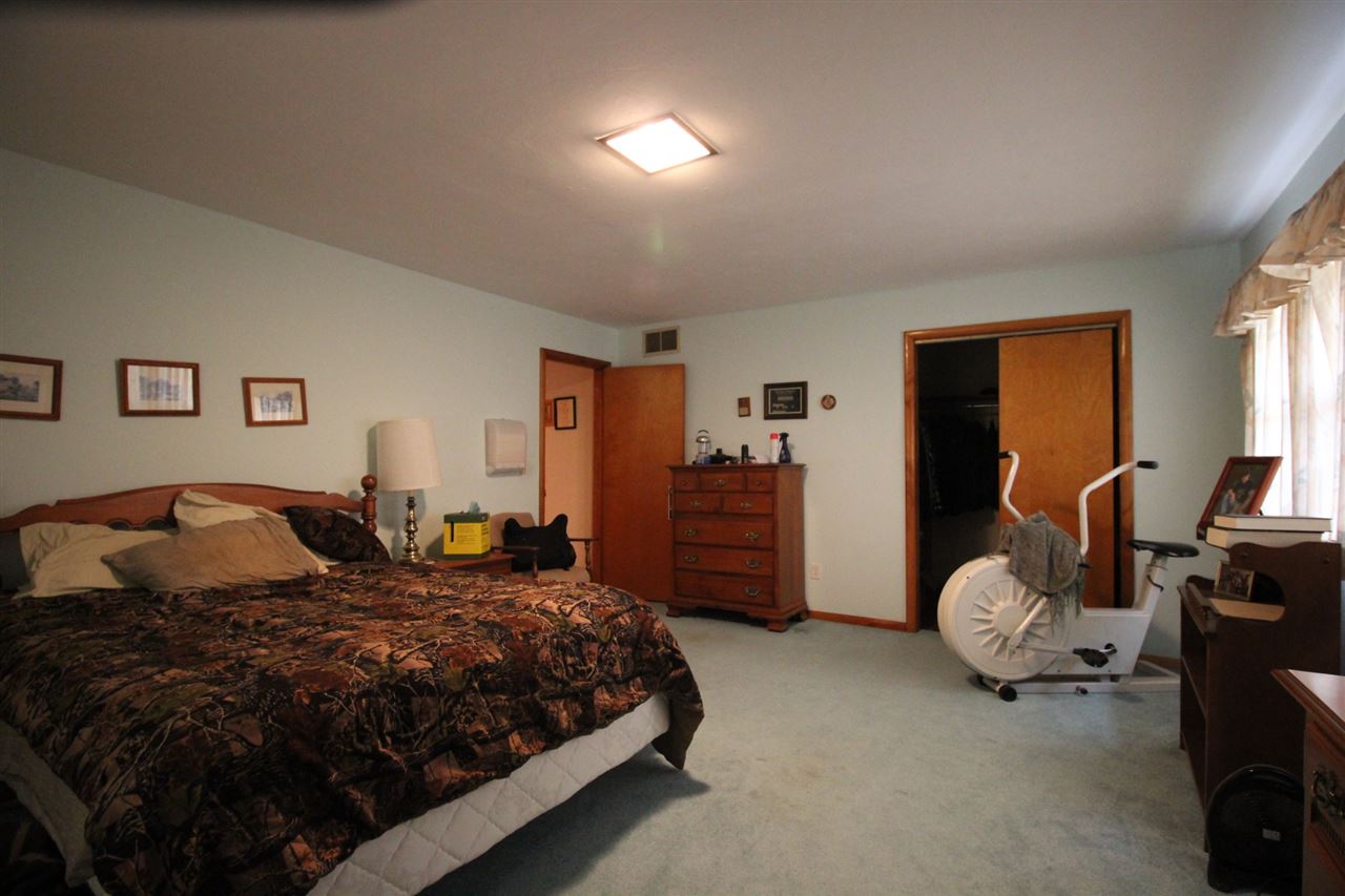 5859 N 200, Fowler, IN 47944 photo 9