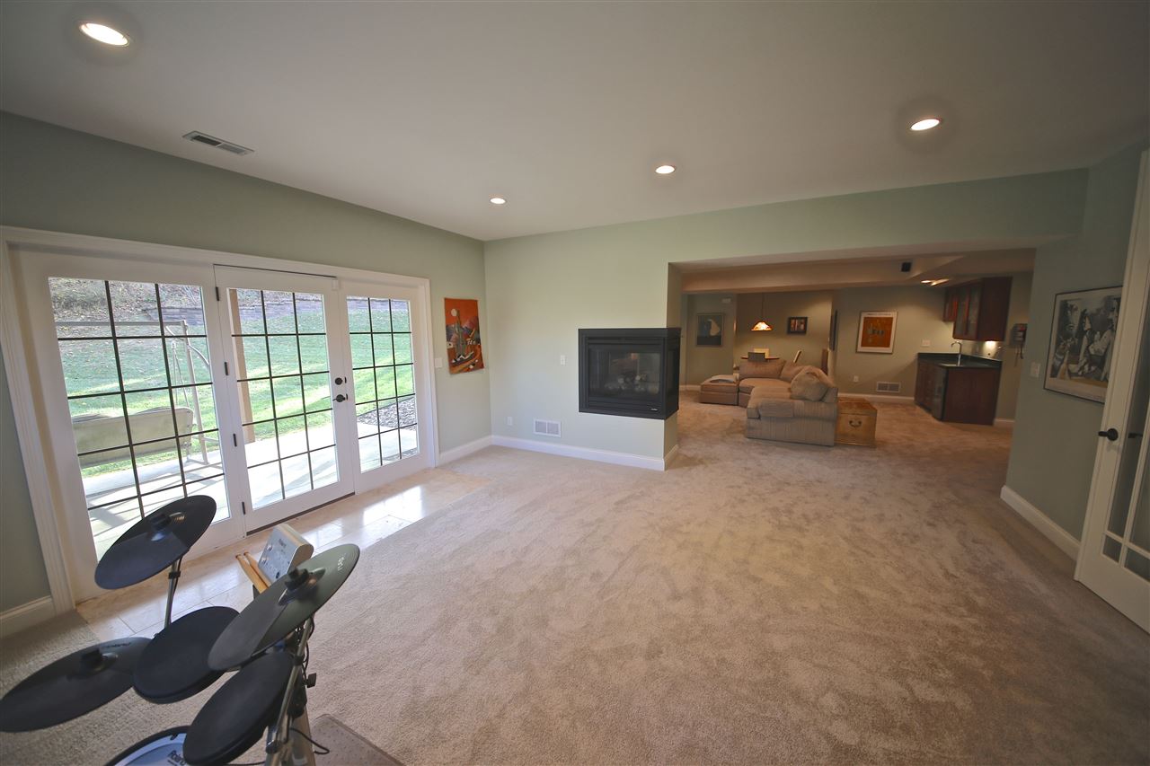 3709 E Taylor Ct, Bloomington, IN 47401 photo 13