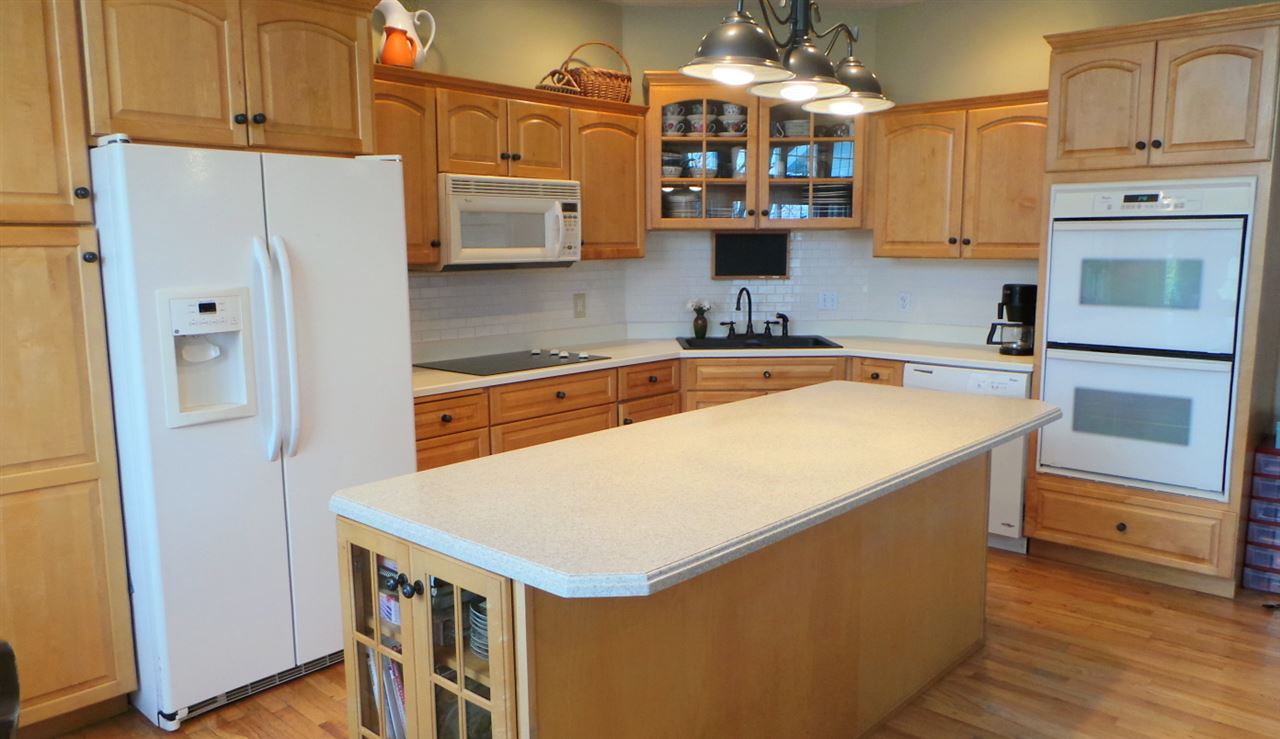 21580 Jackson Rd, South Bend, IN 46614 photo 9