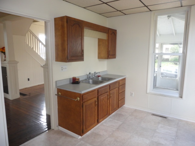 303 Whitelock St, Huntington, IN 46750 photo 4