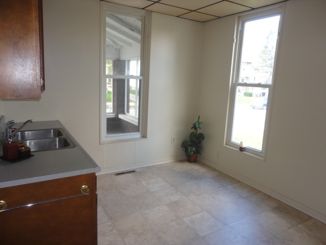 303 Whitelock St, Huntington, IN 46750 photo 6