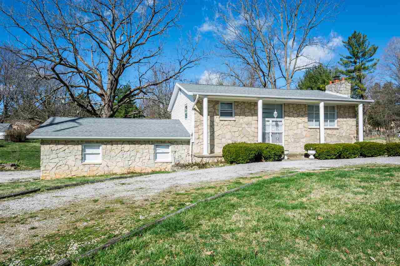 3014 S Cuffers Dr, Bloomington, IN 47403 photo 1
