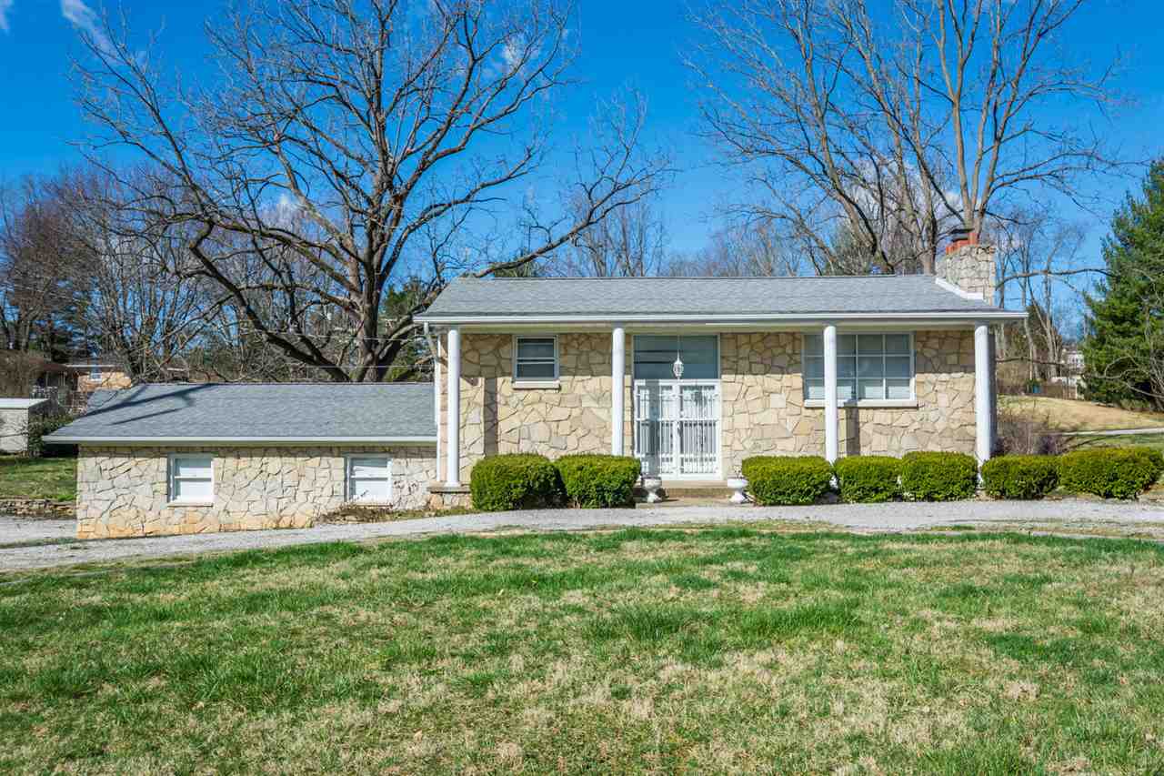 3014 S Cuffers Dr, Bloomington, IN 47403 photo 2