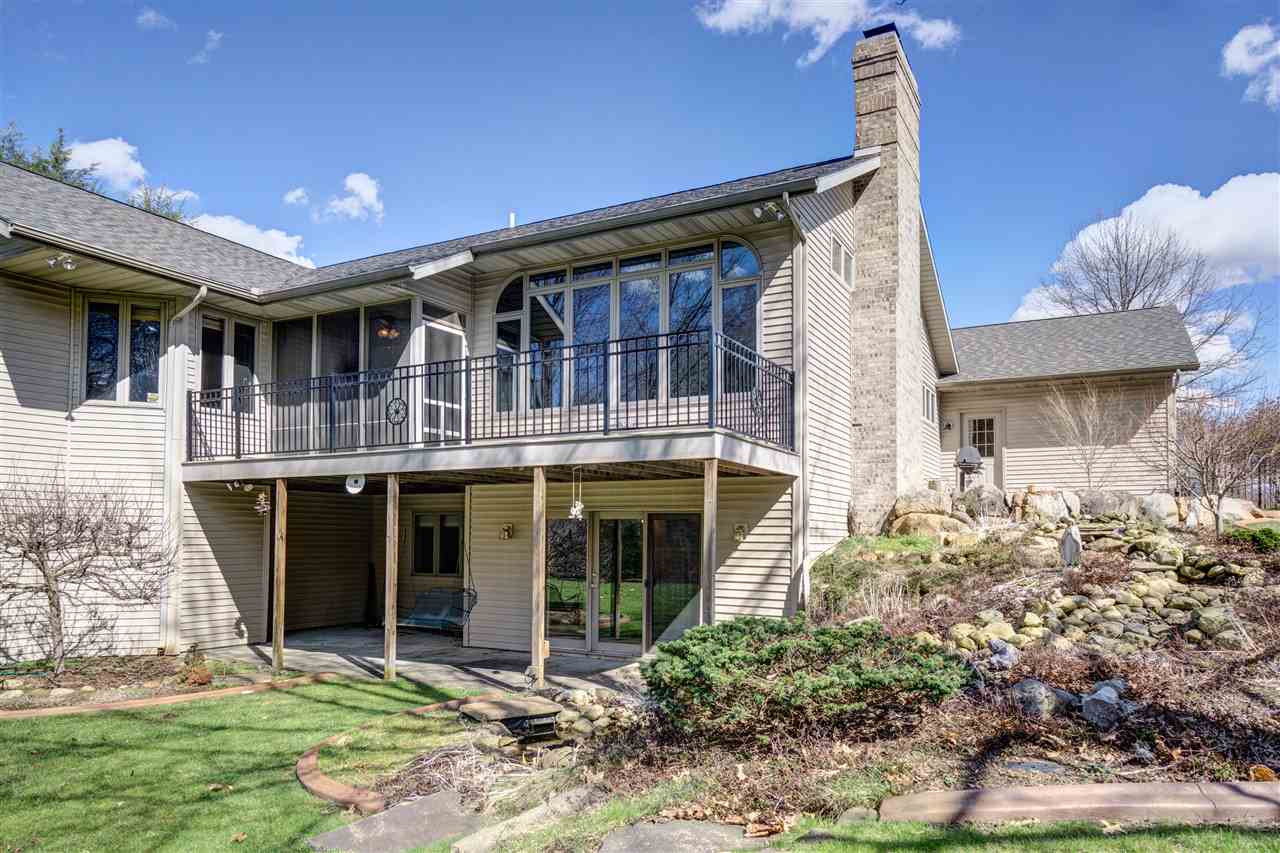 51827 Pebble Brooke Dr, Granger, IN 46530 photo 2