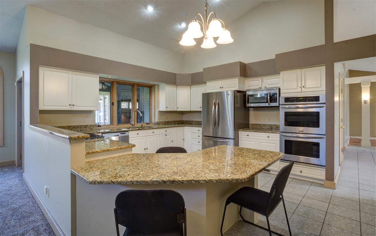 51827 Pebble Brooke Dr, Granger, IN 46530 photo 8