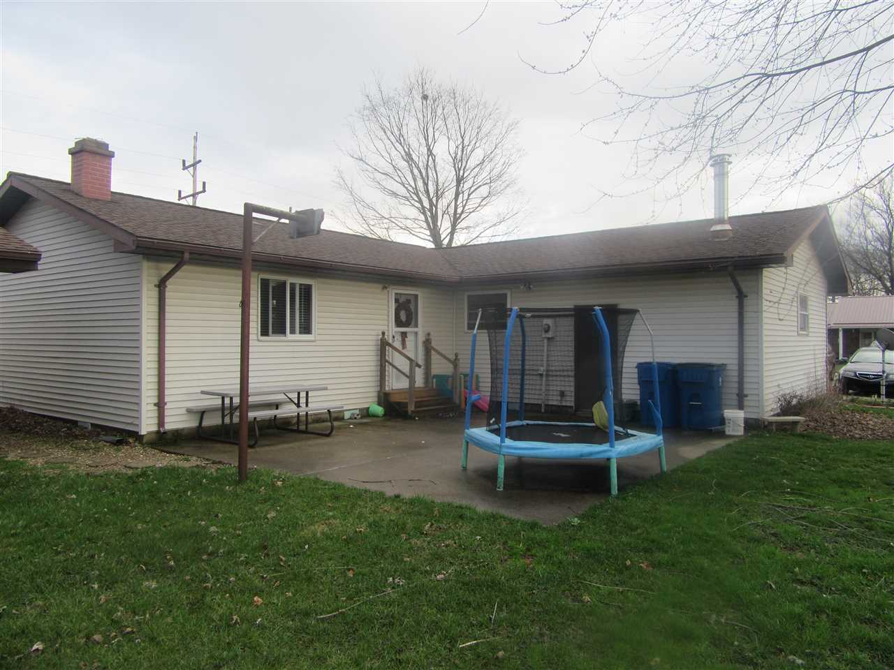124 E Burrell, Odon, IN 47562 photo 8
