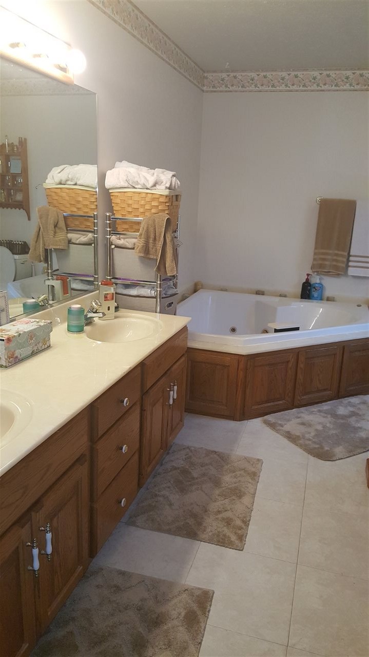 2210 S 460 E, Lagrange, IN 46761 photo 15