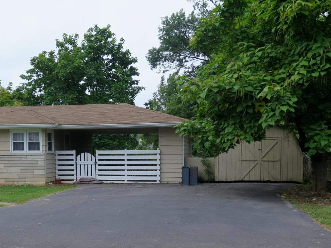 1314 W Brook St, Mitchell, IN 47446 photo 14