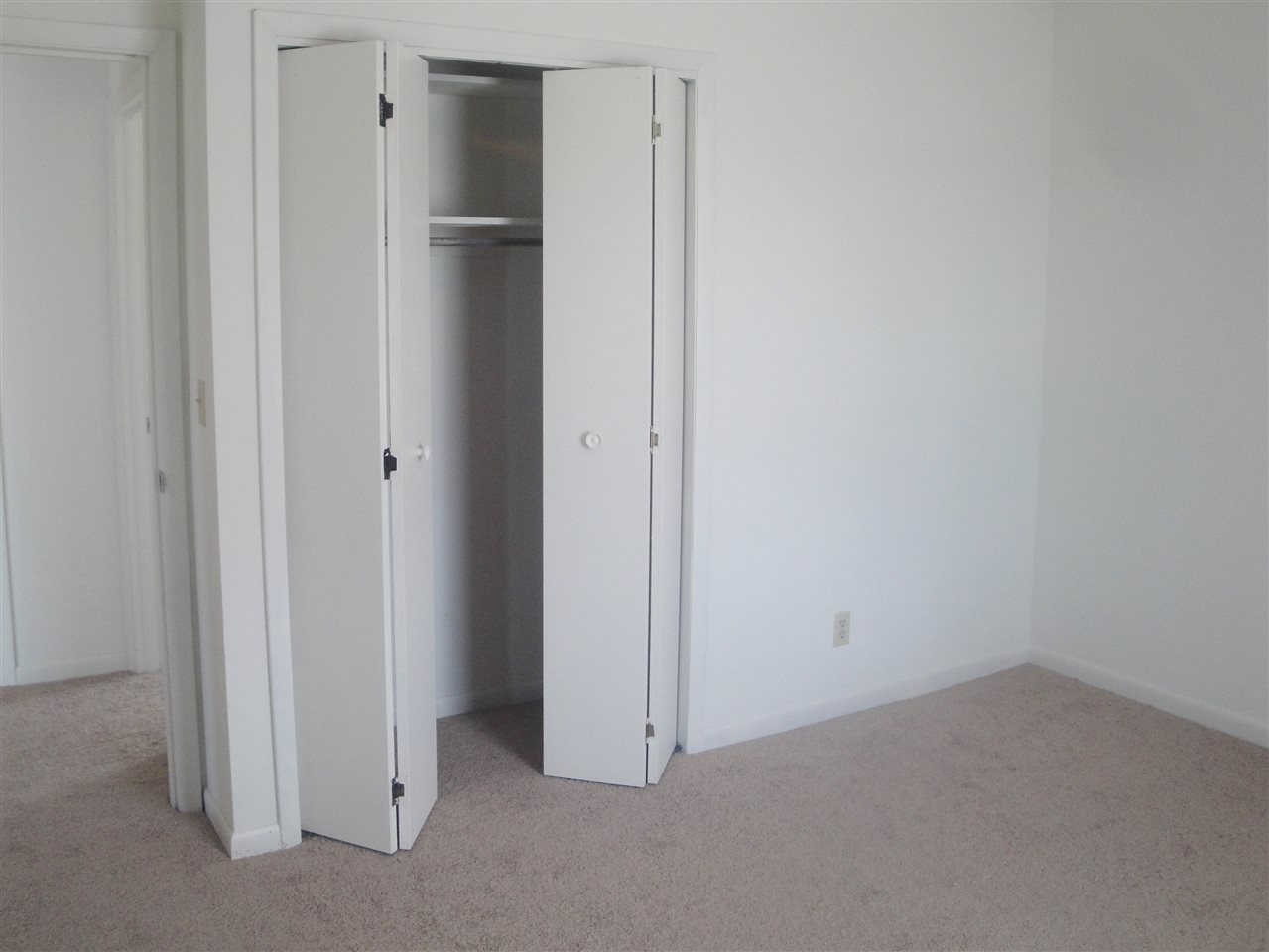 210 S Kentucky Ave, Chandler, IN 47610 photo 15