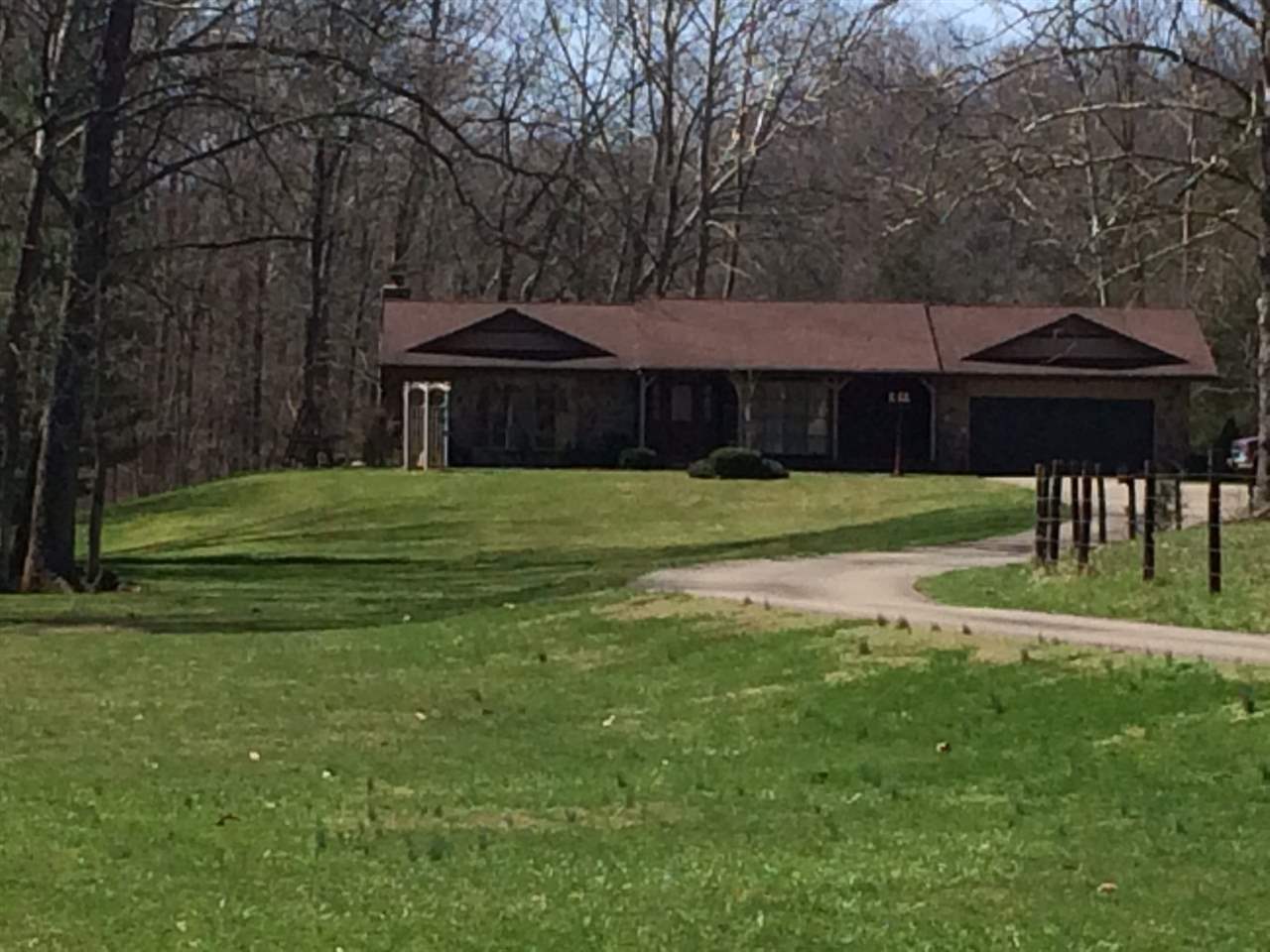 2703 Meridian Rd, Mitchell, IN 47446 photo 3