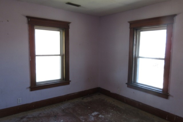 2120 S Boots St, Marion, IN 46953 photo 2