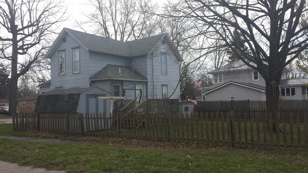 400 S Johnson St, Garrett, IN 46738 photo 3