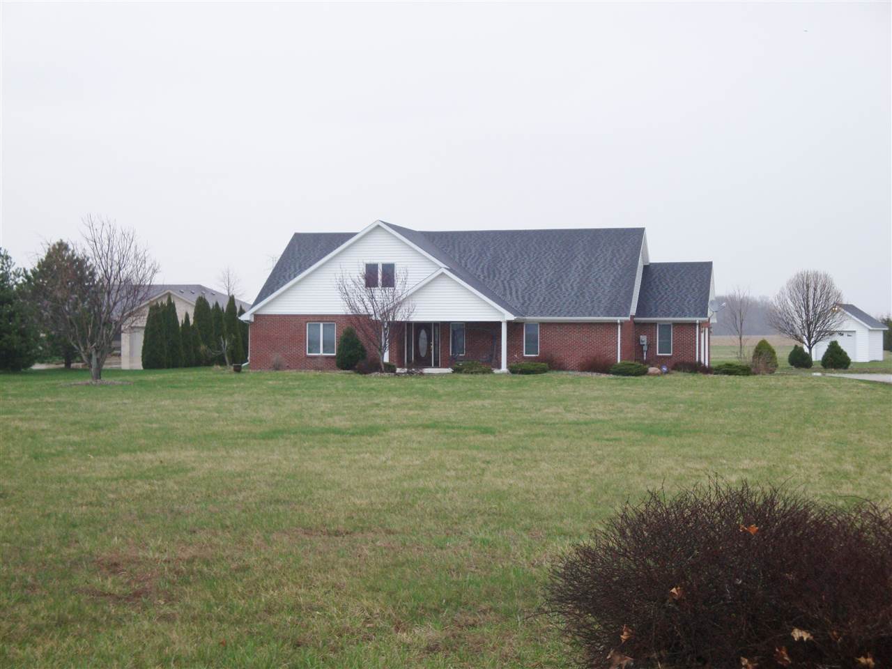2386 N 300 W, Kokomo, IN 46901 photo 1