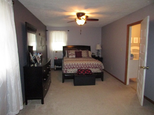 404 Earl St, Chalmers, IN 47929 photo 11