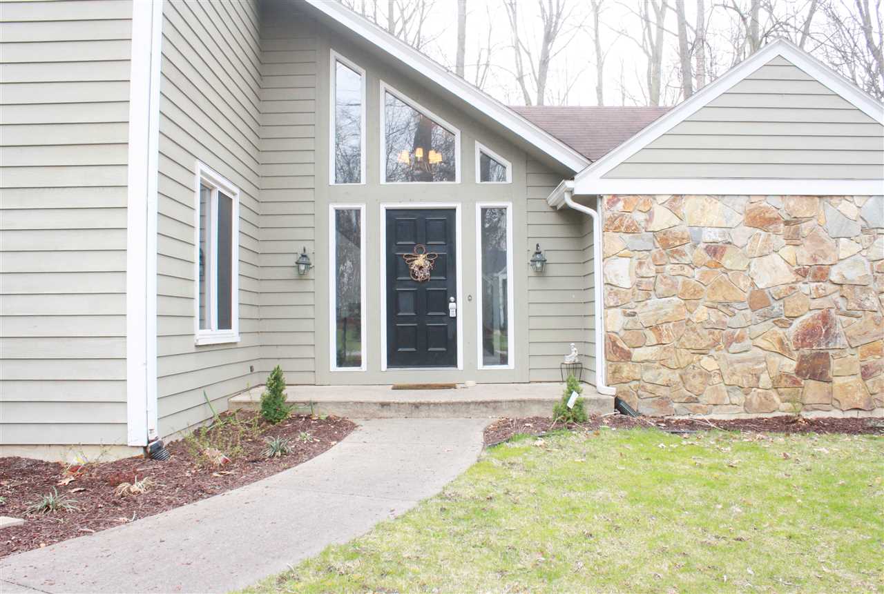 10821 Countrywood Trl, Fort Wayne, IN 46845 photo 3