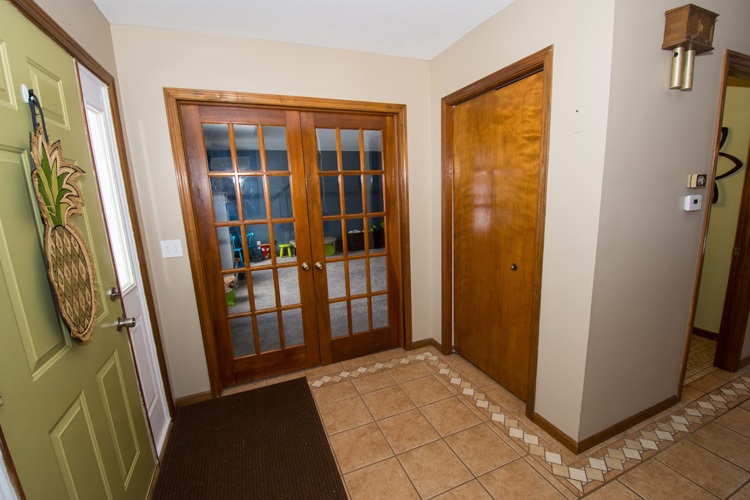 52110 Arrowhead Cir, Granger, IN 46530 photo 5