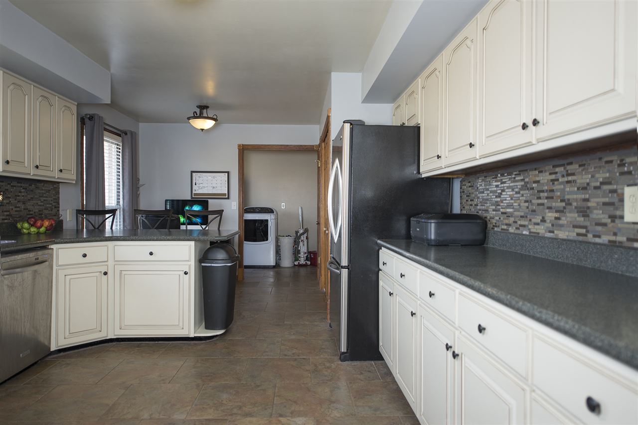 601 Fairview Dr, Princeton, IN 47670 photo 6