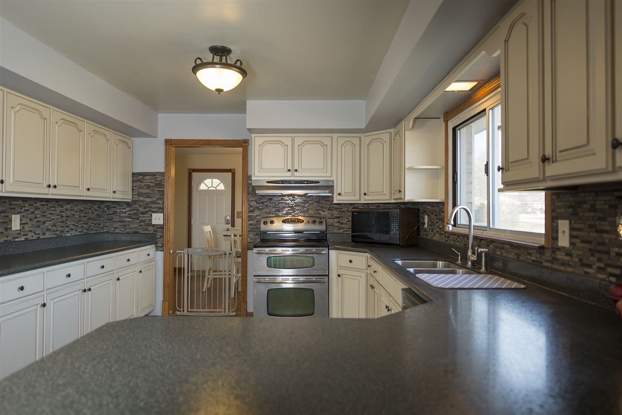 601 Fairview Dr, Princeton, IN 47670 photo 8