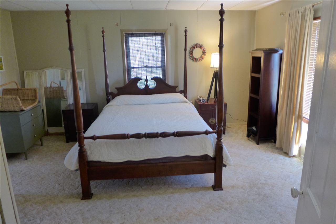 10456 S Broadway St, Stendal, IN 47585 photo 5