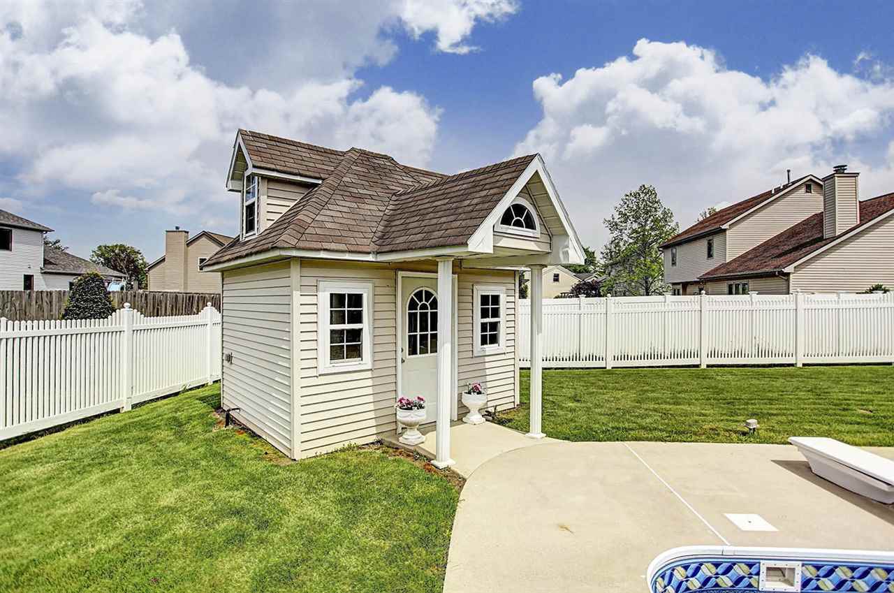 1406 Baron Ct, Auburn, IN 46706 photo 31