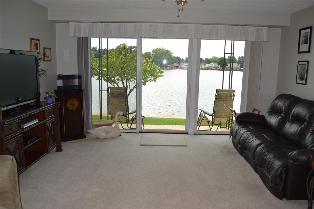 1077 Greenleaf Blvd #104, Elkhart, IN 46514 photo 5