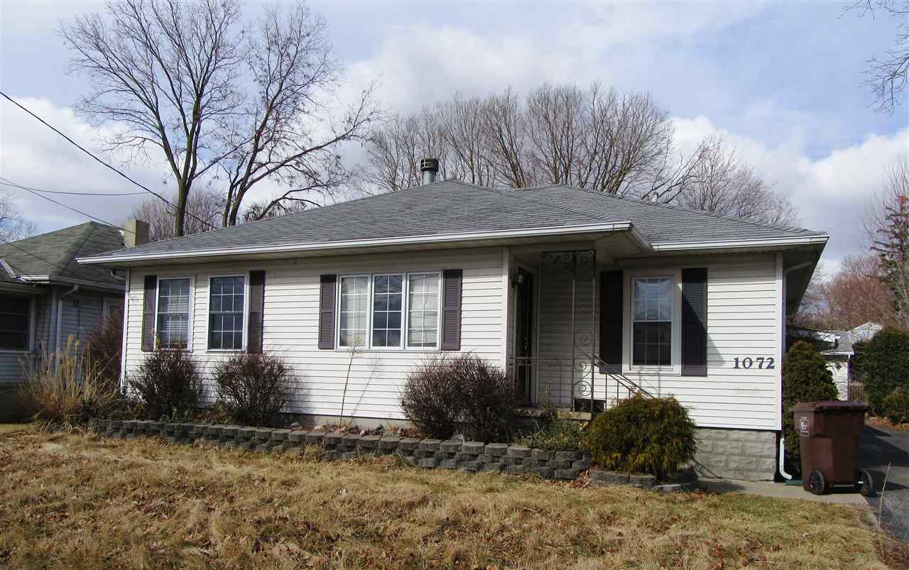 1072 Stitt St, Wabash, IN 46992 photo 1