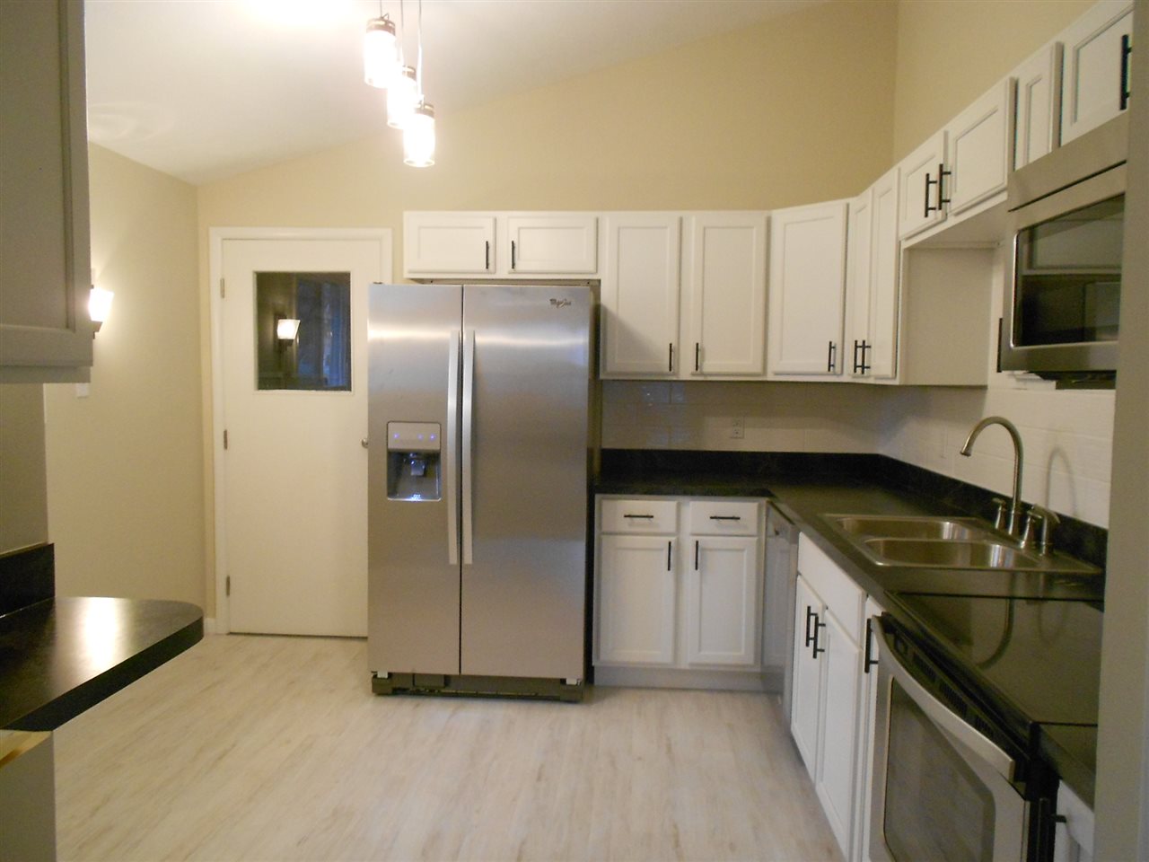 243 Parker Ave, Elkhart, IN 46516 photo 5