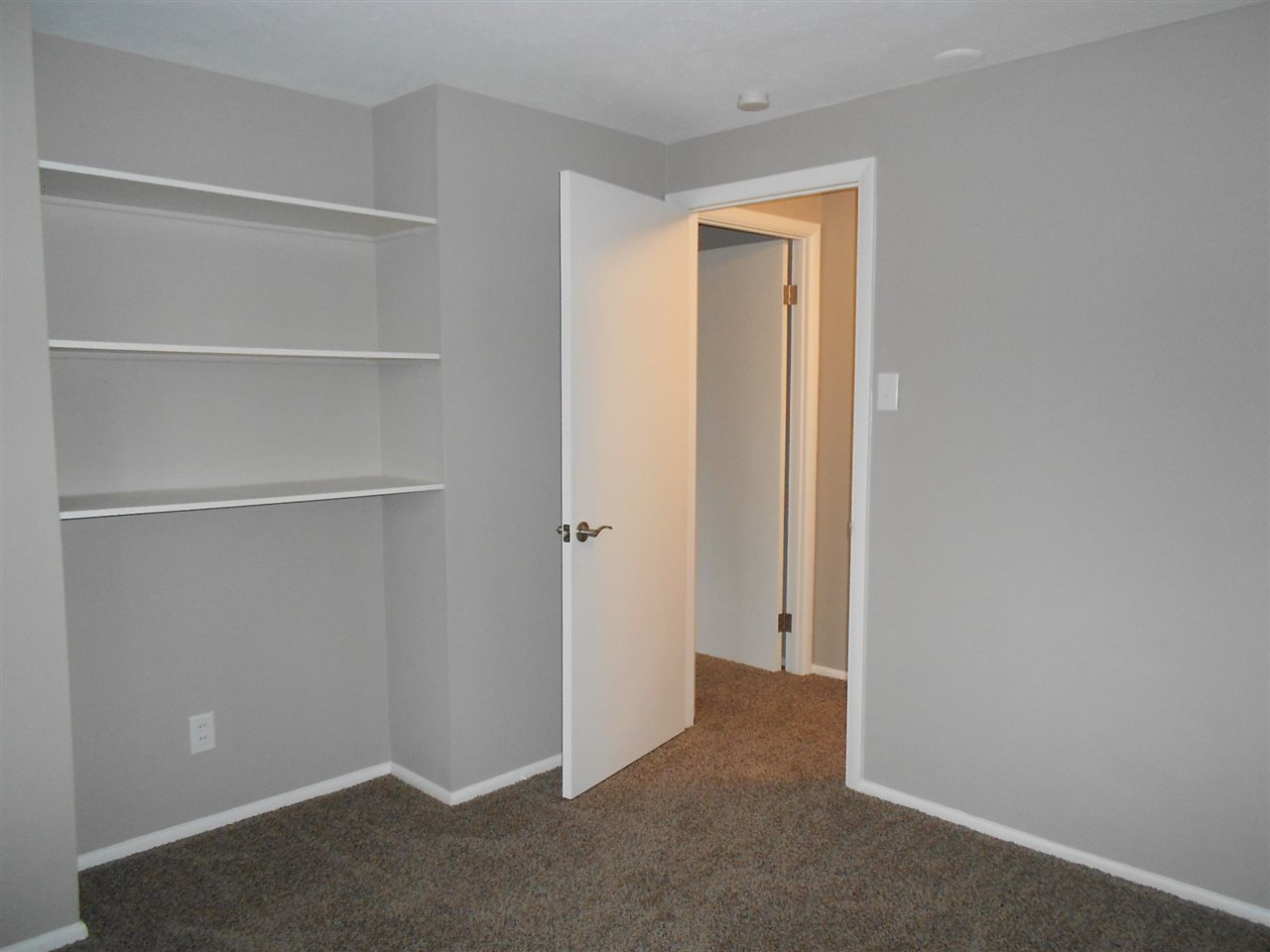243 Parker Ave, Elkhart, IN 46516 photo 12
