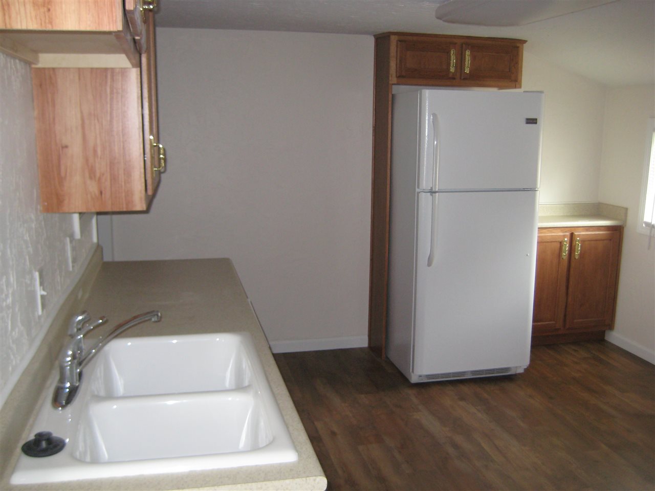 900 W Maple St, Waterloo, IN 46793 photo 5