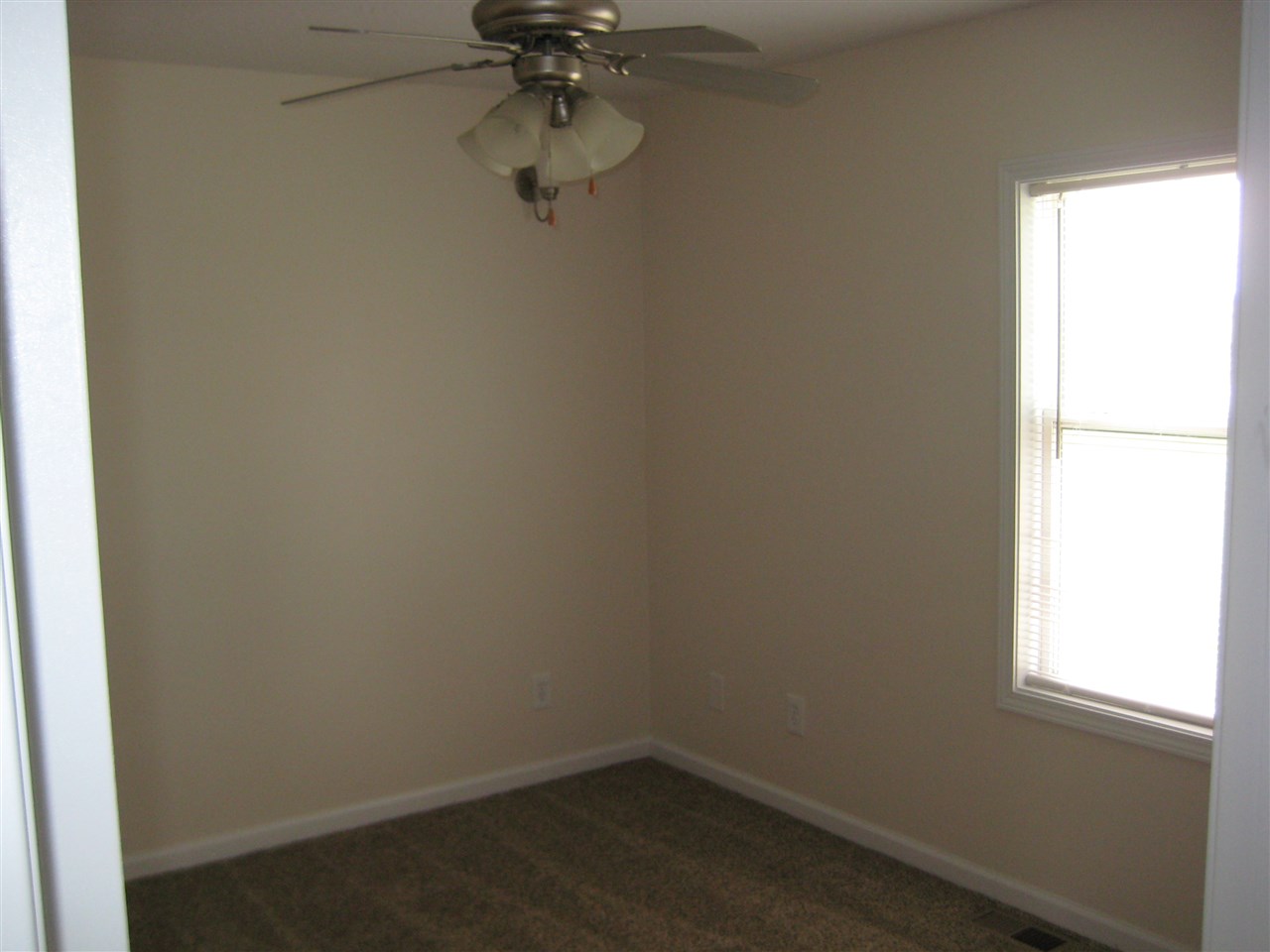 900 W Maple St, Waterloo, IN 46793 photo 12