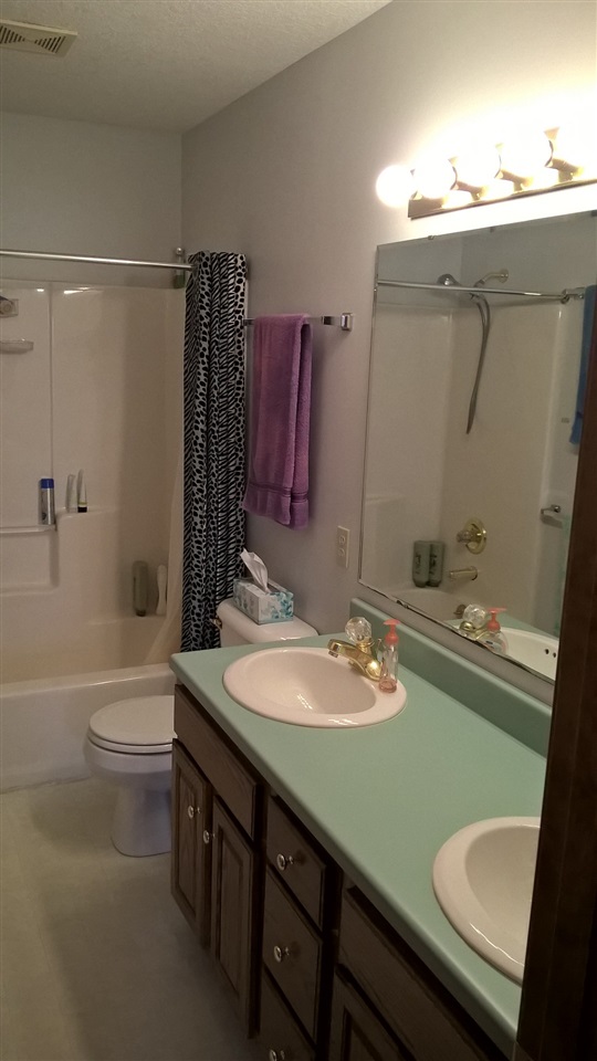 8432 Pember Brook Dr, Fort Wayne, IN 46804 photo 20