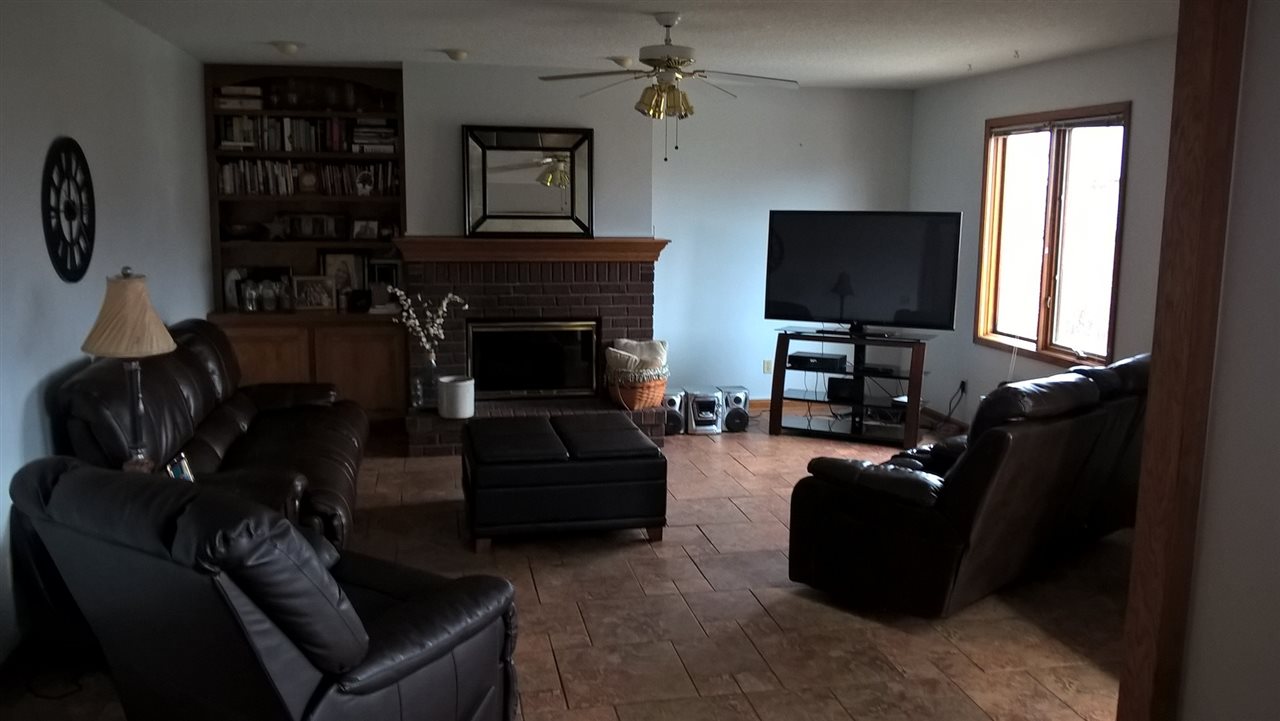 8432 Pember Brook Dr, Fort Wayne, IN 46804 photo 13