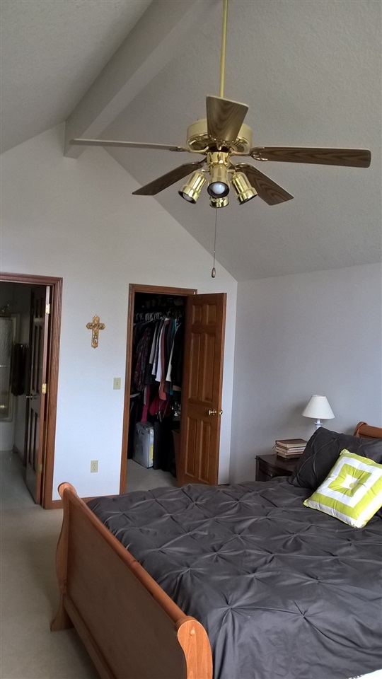 8432 Pember Brook Dr, Fort Wayne, IN 46804 photo 17