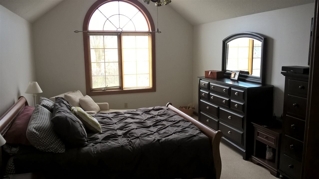8432 Pember Brook Dr, Fort Wayne, IN 46804 photo 16