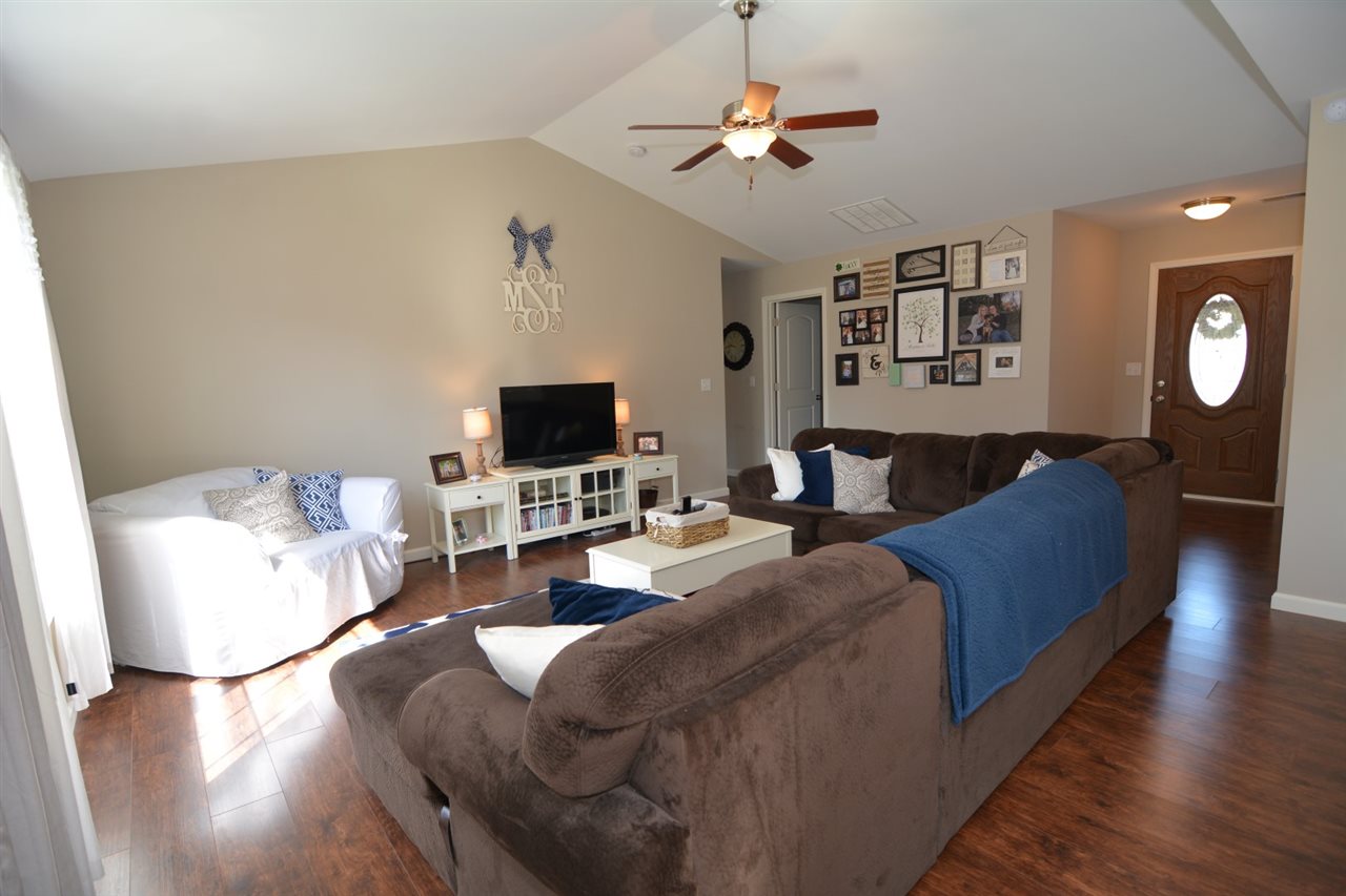 2341 Belize Dr, Evansville, IN 47725 photo 3