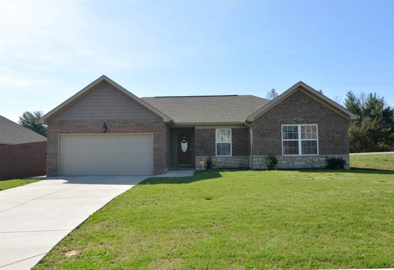 2341 Belize Dr, Evansville, IN 47725 photo 1