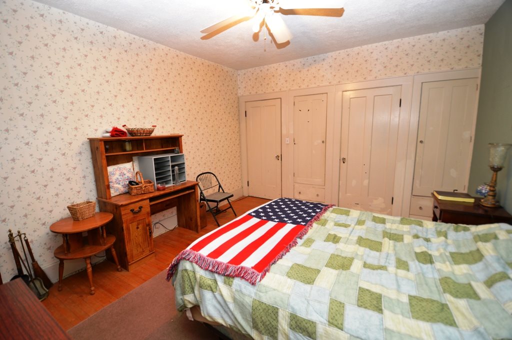 957 E Clinton St, Frankfort, IN 46041 photo 18