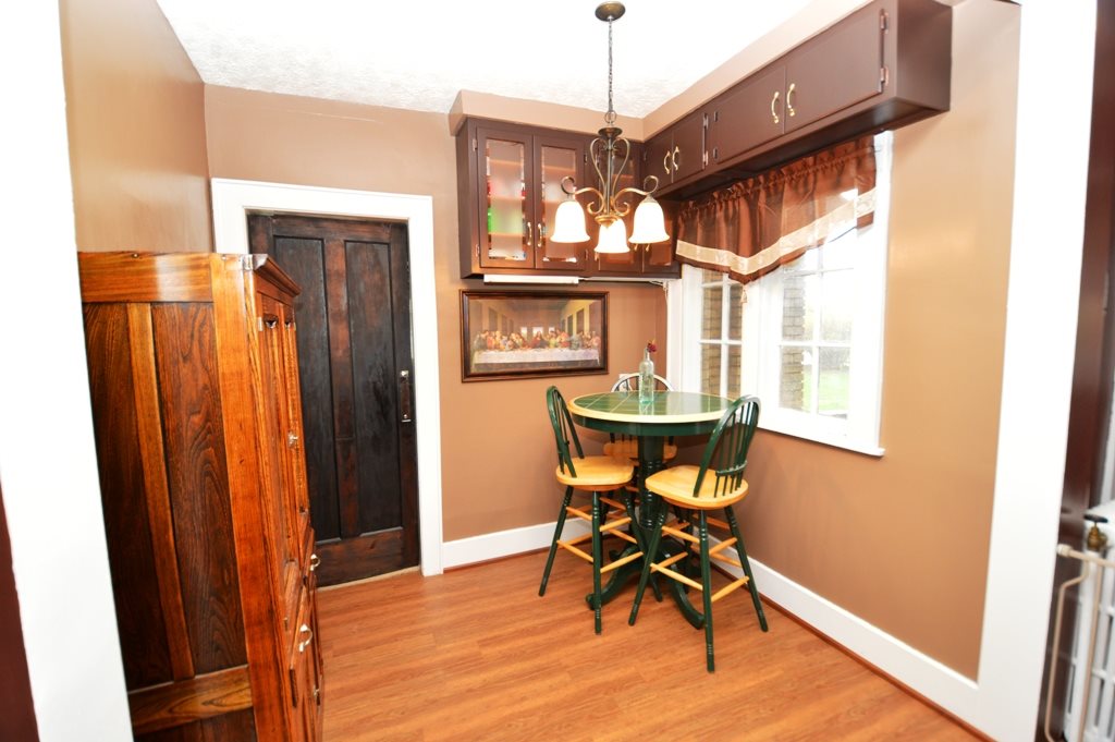957 E Clinton St, Frankfort, IN 46041 photo 12