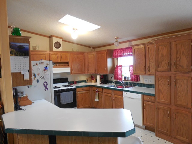 2145 E 400 S, Wolcottville, IN 46795 photo 8