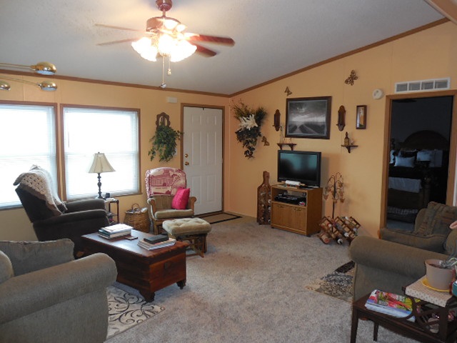 2145 E 400 S, Wolcottville, IN 46795 photo 11