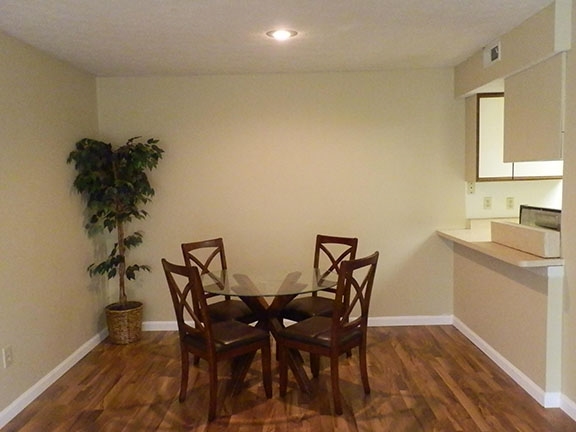 204 E Varsity Ln, Bloomington, IN 47408 photo 1