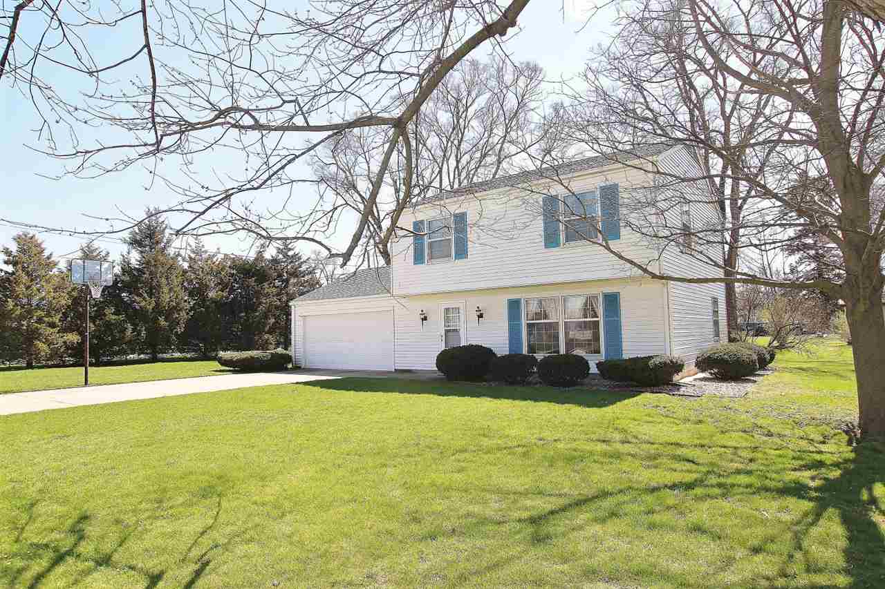 118 Baker Ct, Kendallville, IN 46755 photo 2