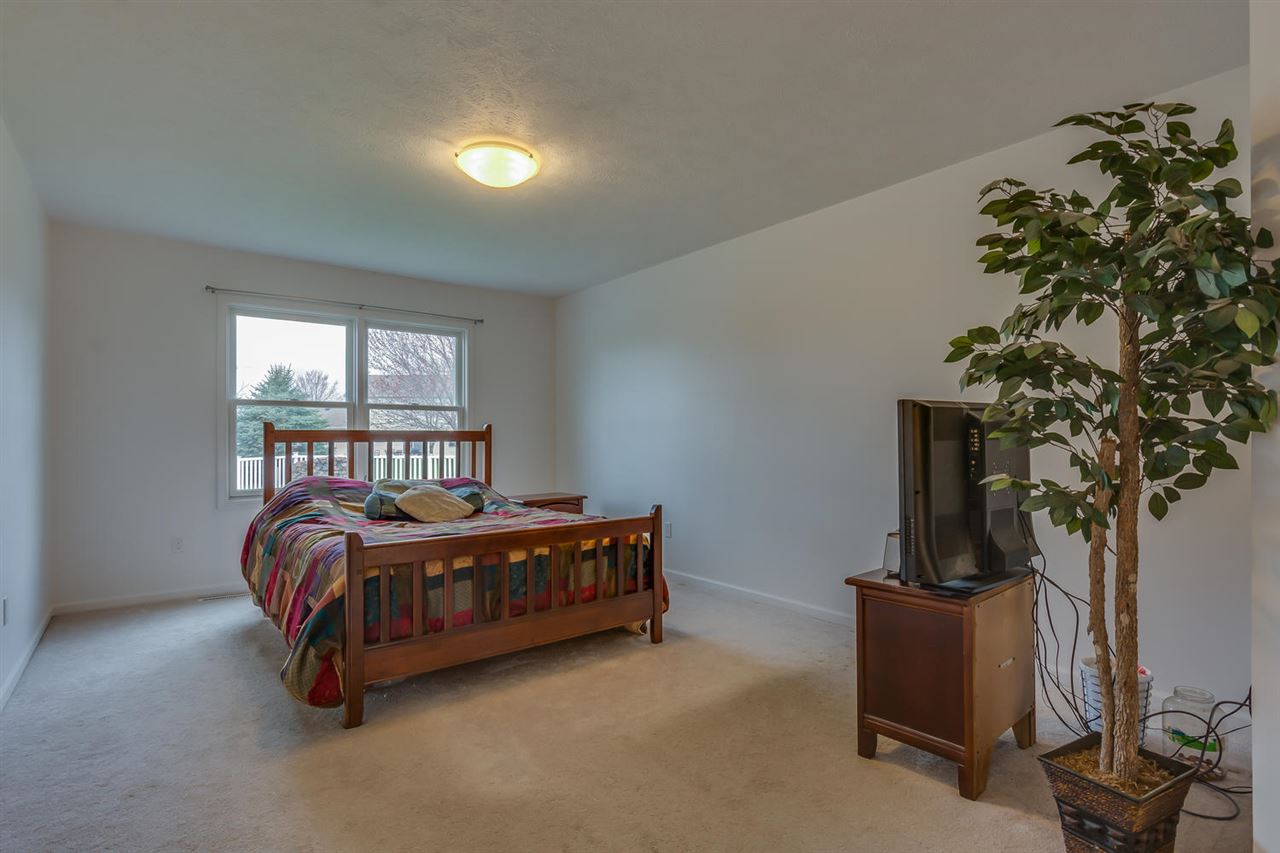 51189 Eaglewood Dr, Granger, IN 46530 photo 14