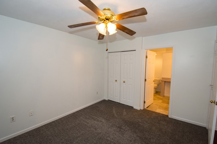 3406 E Jefferson Sq, South Bend, IN 46615 photo 16