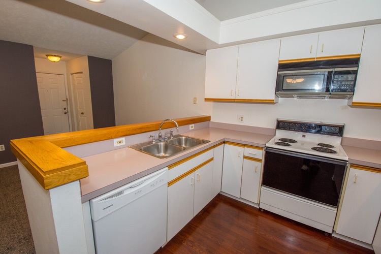 3406 E Jefferson Sq, South Bend, IN 46615 photo 10