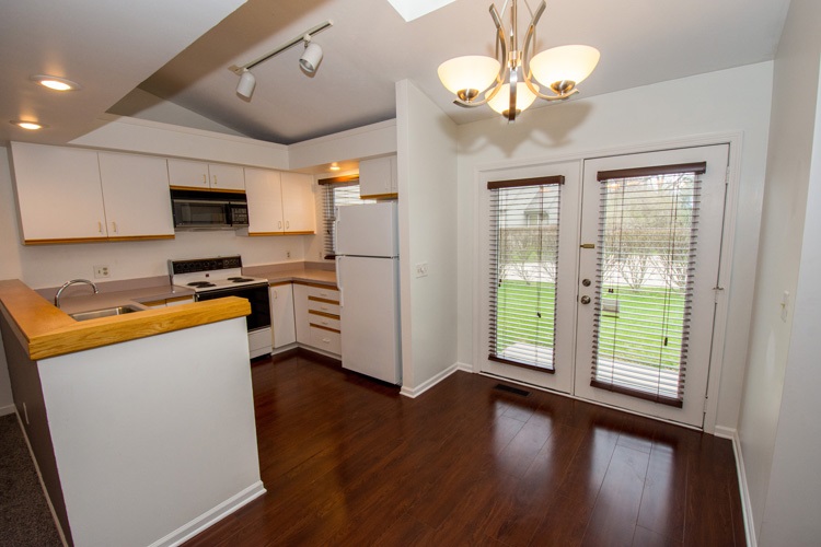 3406 E Jefferson Sq, South Bend, IN 46615 photo 9
