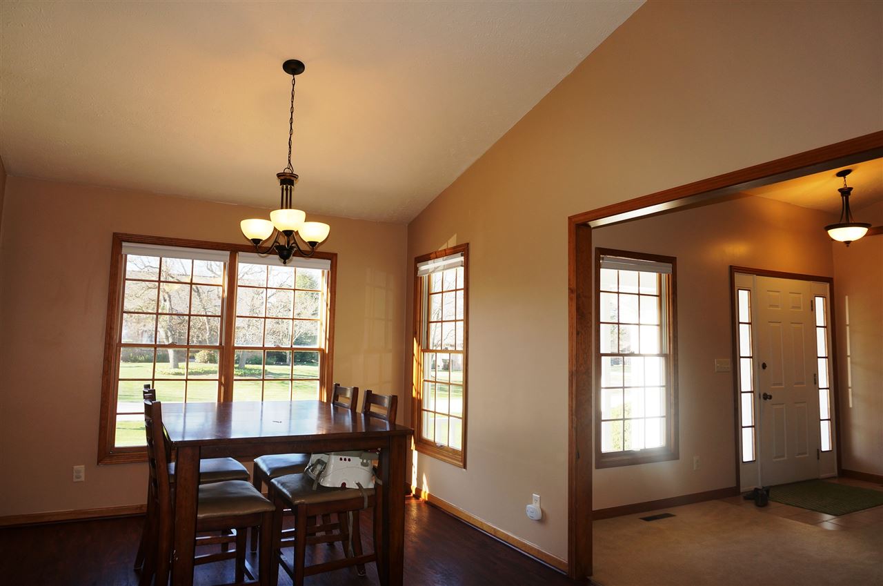 18419 Cypress Dr, South Bend, IN 46637 photo 13
