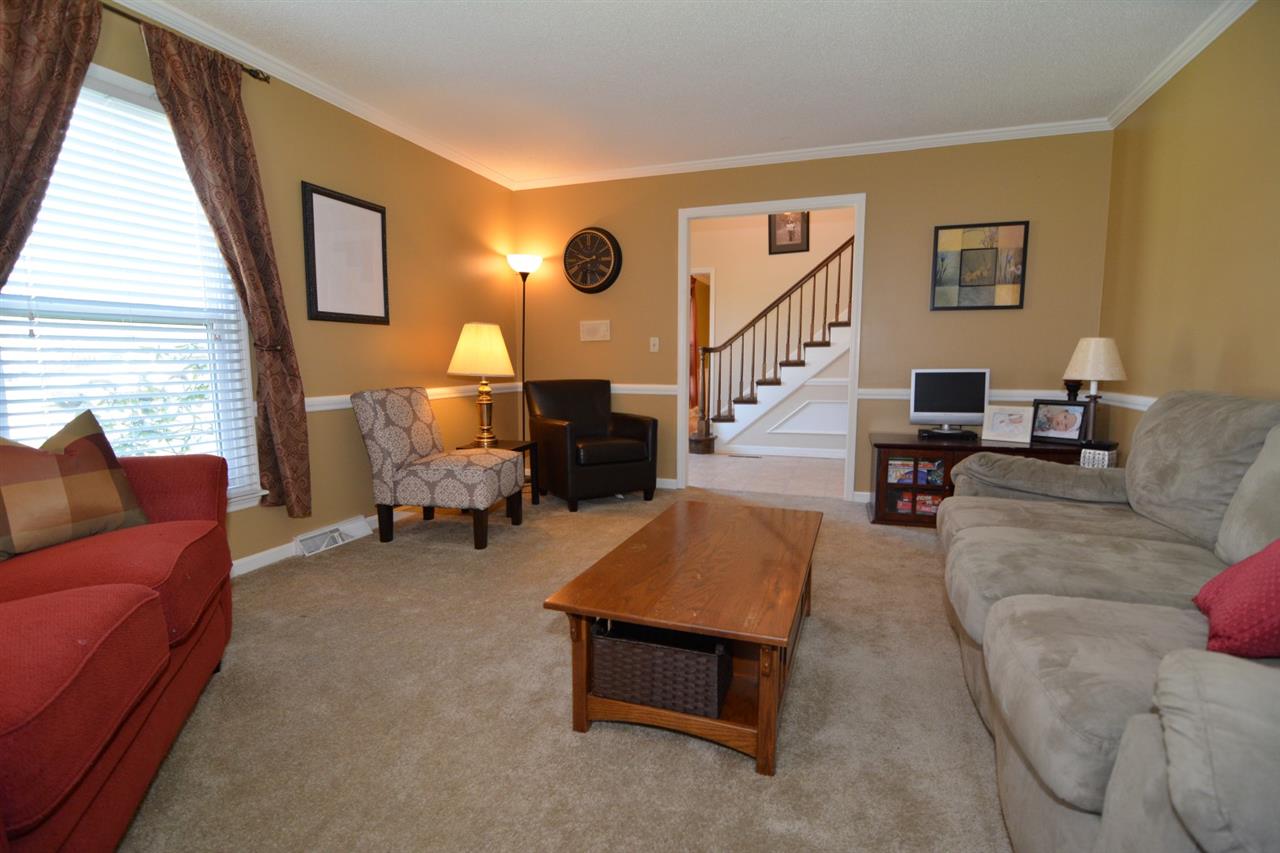 10711 Gettysburg Dr, Newburgh, IN 47630 photo 4