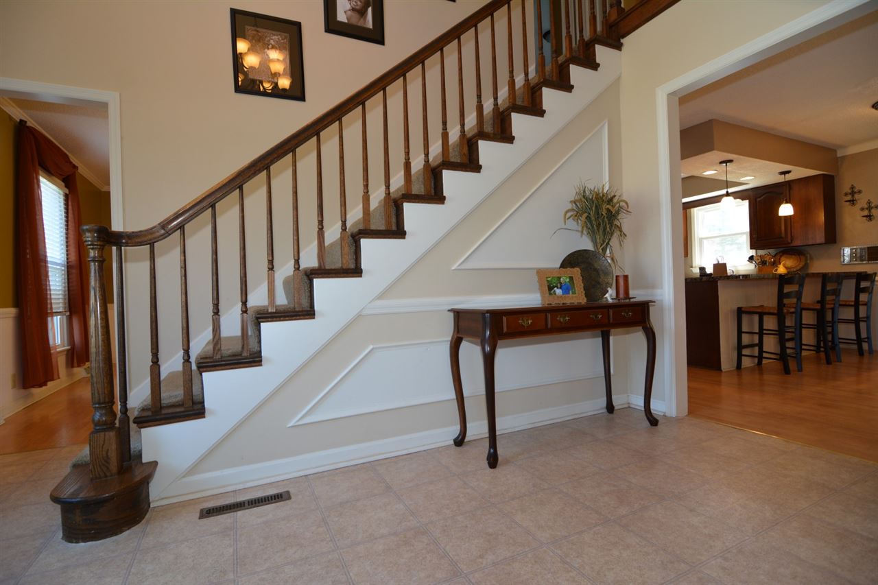 10711 Gettysburg Dr, Newburgh, IN 47630 photo 7